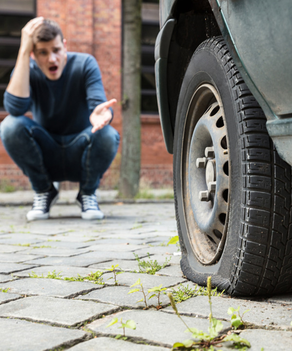 Weekend and Holiday Tyre Emergencies Solved by QuickTyreFix.co.uk