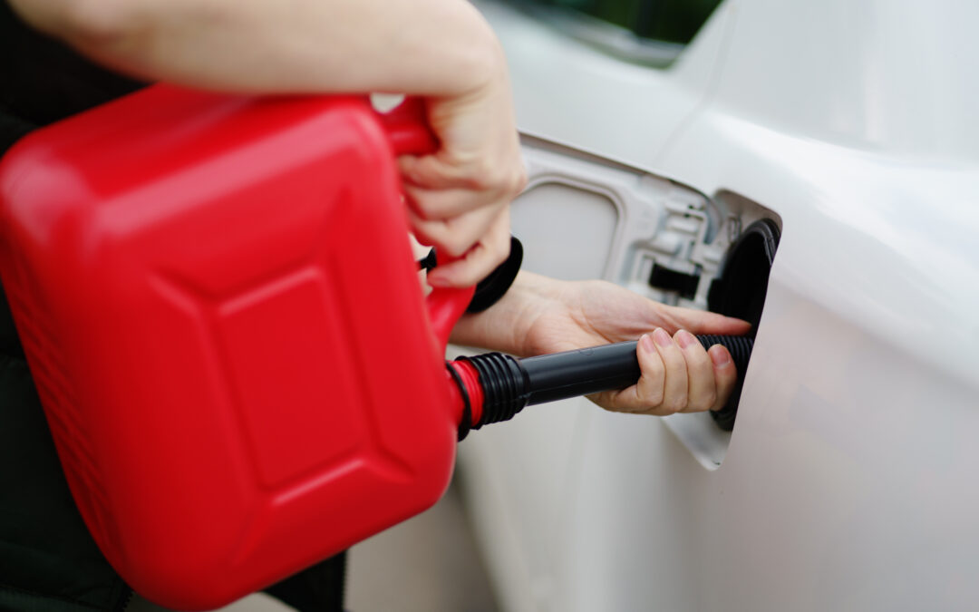 Top 5 Reasons Drivers Prefer Quick Tyre Fix Fuel Delivery Over Roadside Garages