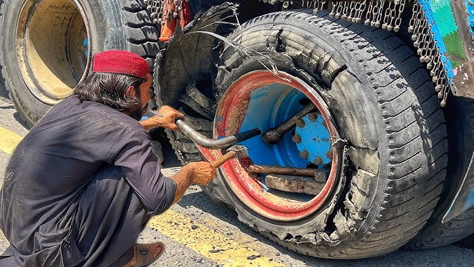 Emergency Commercial Tyre Replacement: What to Expect from Quick Tyre Fix