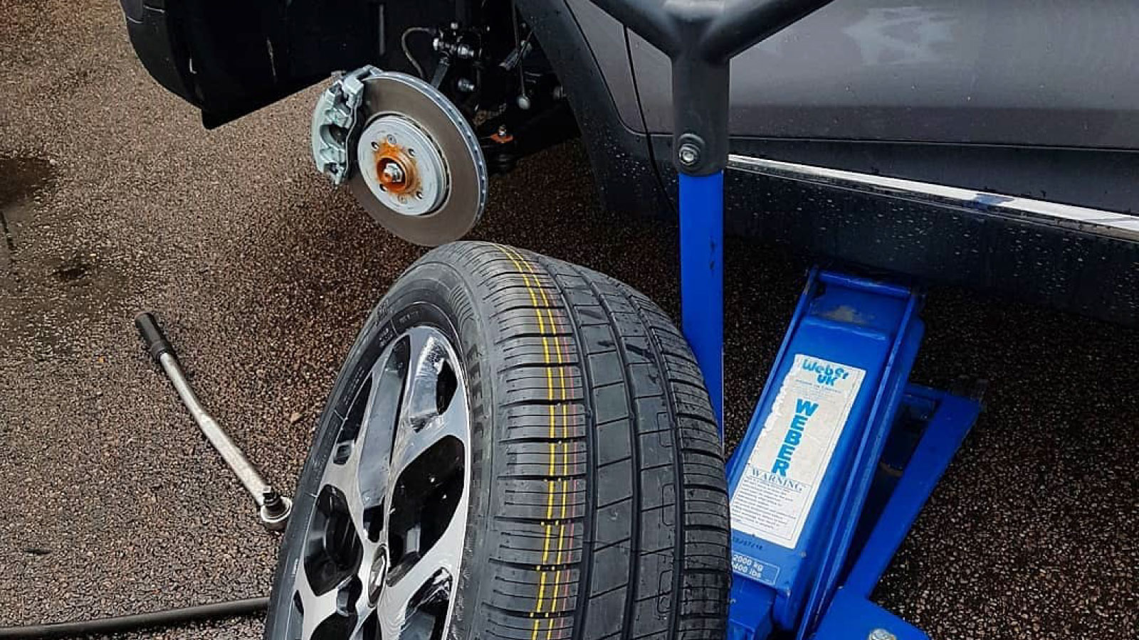 Emergency Tyre Repairs for Remote Locations & Motorways