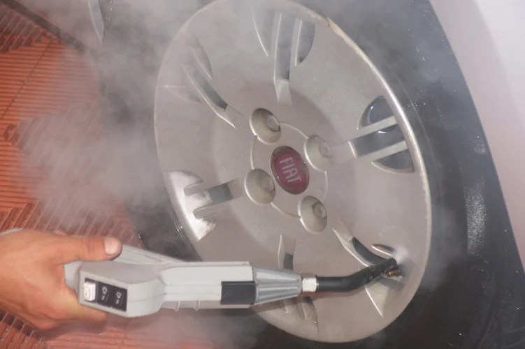 Why Steam Cleaning Is Becoming Popular for Alloy Wheels